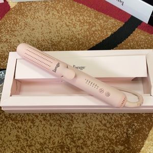 L’Ange Airflow styler straightener